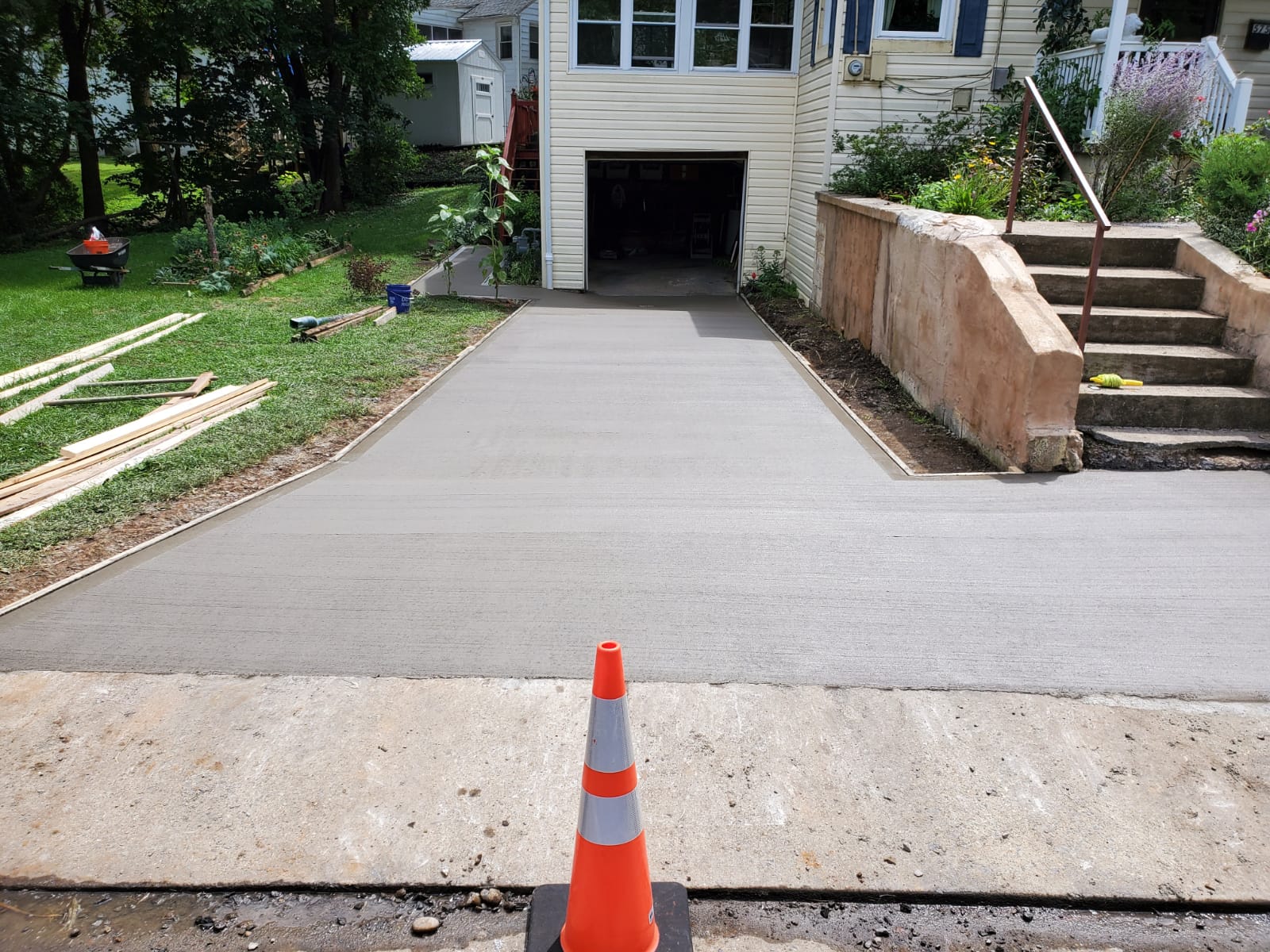 Concrete driveway company